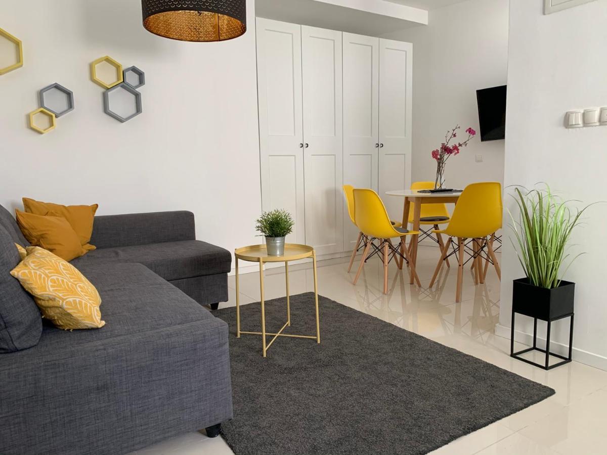 Apartments Luce Трогир Екстериор снимка
