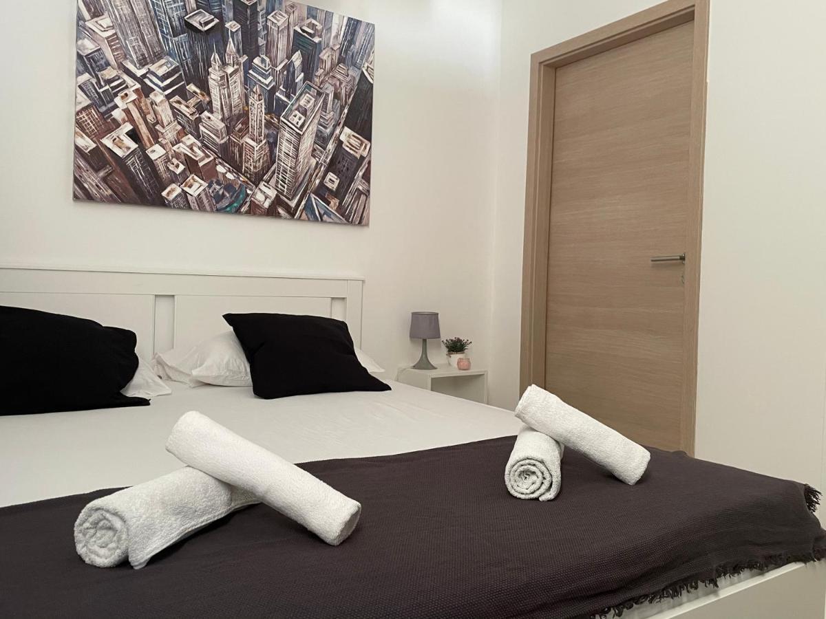 Apartments Luce Трогир Екстериор снимка