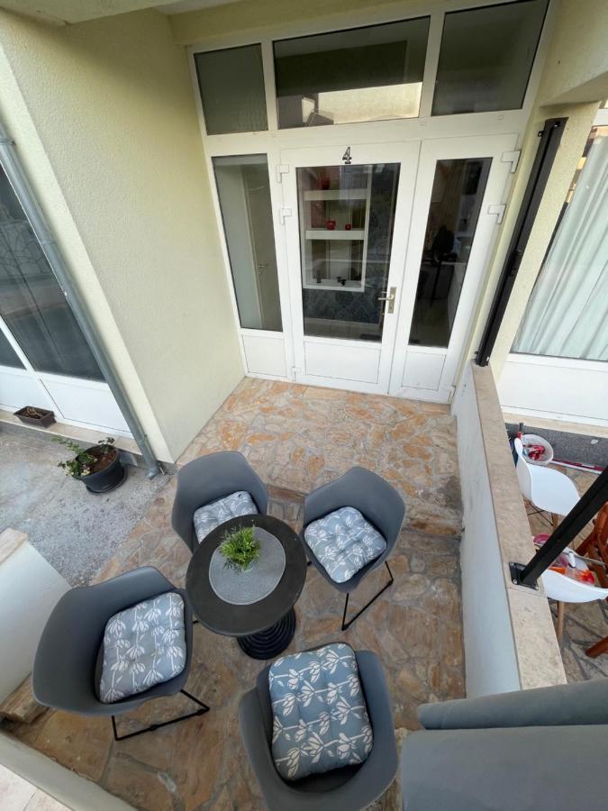 Apartments Luce Трогир Екстериор снимка
